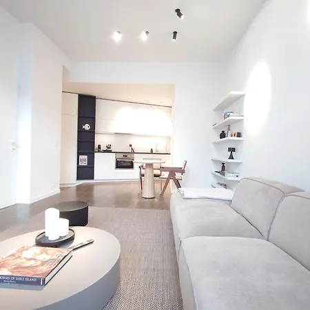 T'zuid With Underground Parking Apartment *
